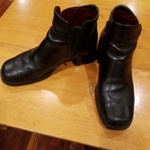 Black Santana leather waterproof ankle boots